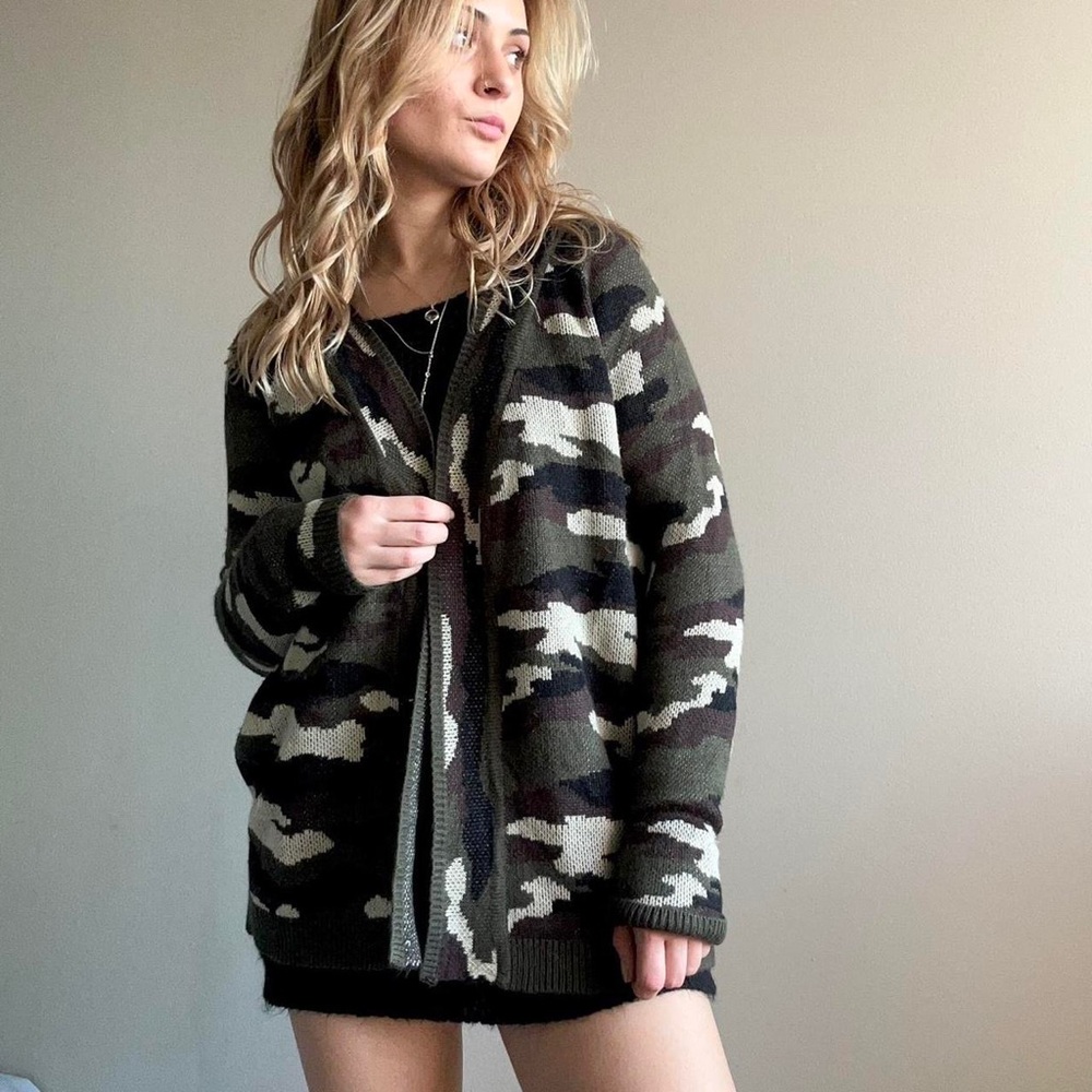 Forever 21 camo cardigan